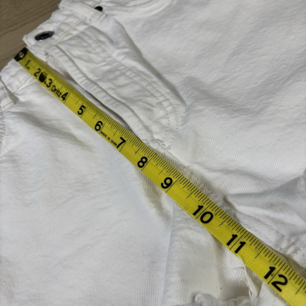 ZARA Women’s 100% Cotton White Distressed High Waist Jean Shorts 6 - Picture 6 of 7